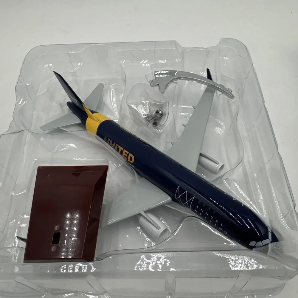 Gray Construction United Boeing Diecast Model Plane - 7.75” Long